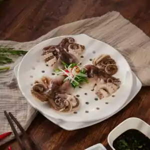 Bạch Tuộc Hấp Gừng