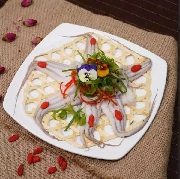 Râu Bạch Tuộc Hấp Gừng