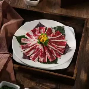 Dẻ Sườn Bò Hấp Tía Tô