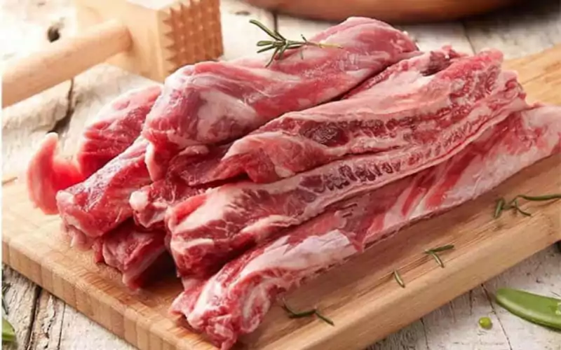 Dẻ sườn bò hấp tía tô