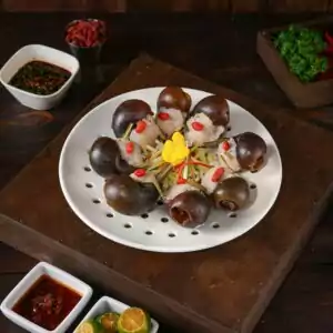 Ốc Bươu Nhồi Thịt