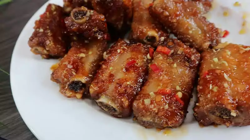 Sườn non xào sả ớt