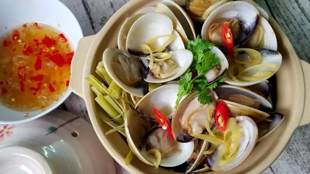 nghêu hấp sả