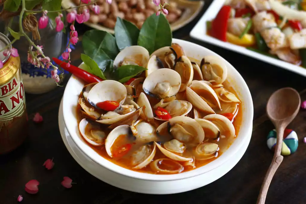 nghêu hấp thái